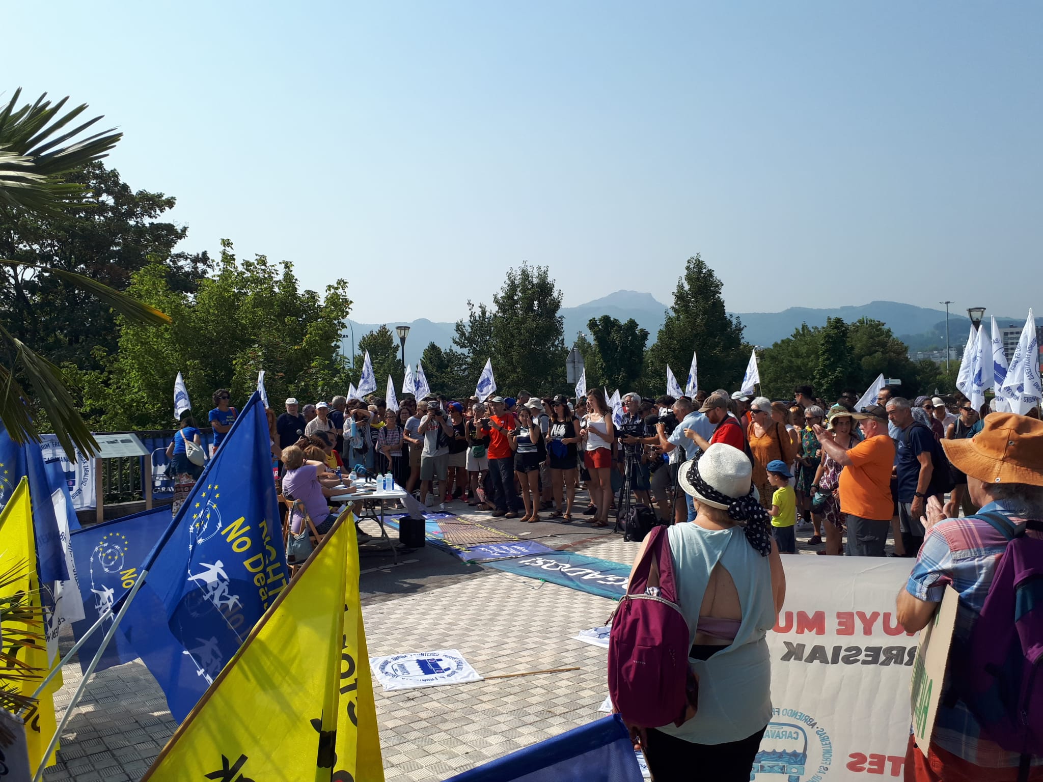 Chaîne humaine Bayonne mars 2022